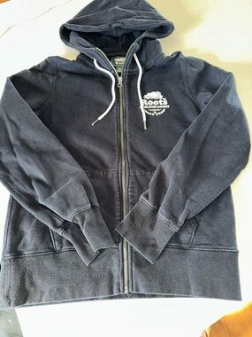 Roots Zip  Up